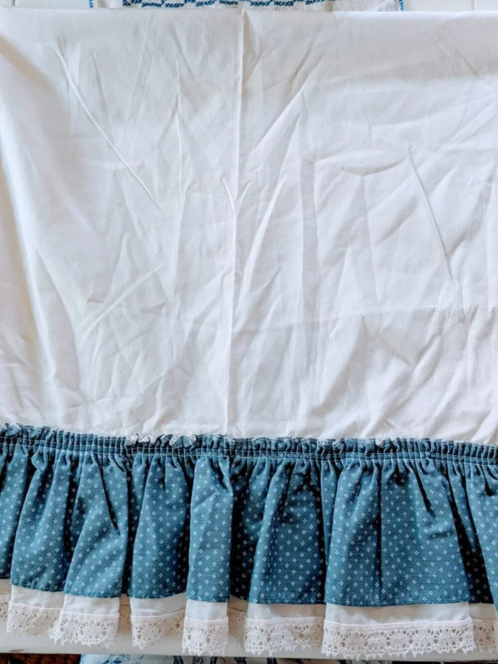 VTG 80s Blue Floral Cottagecore Curtain Panel Cotton Linen Ruffle Farmhouse
